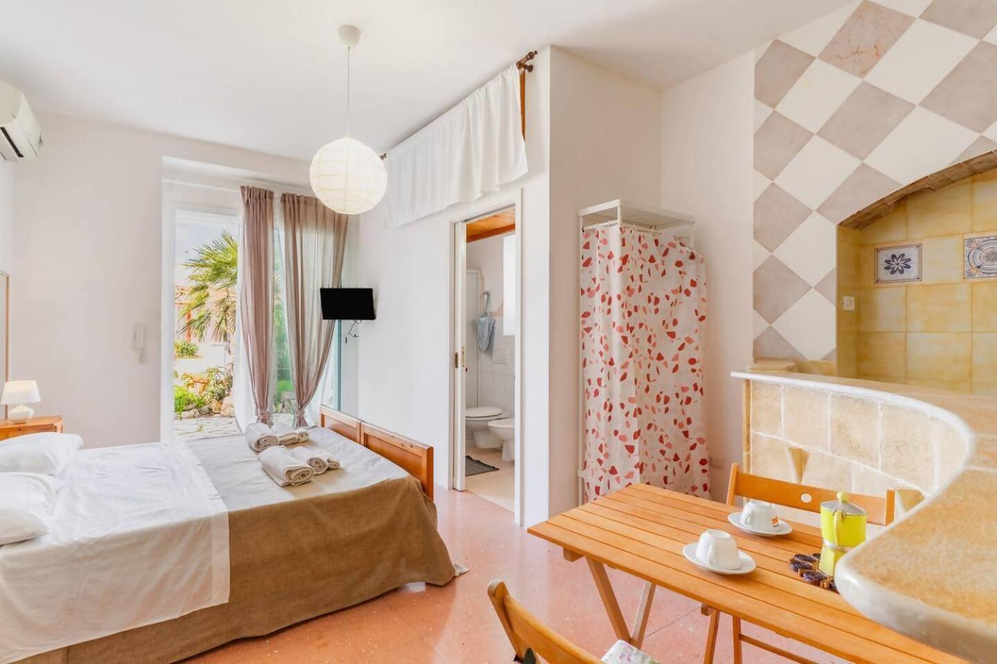 B&B Marchese By Vivimy Marina di Mancaversa Habitación foto