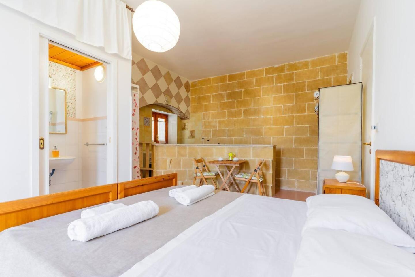 B&B Marchese By Vivimy Marina di Mancaversa Habitación foto